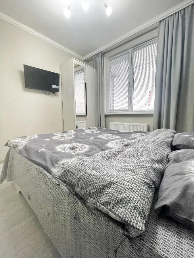 Beautiful Apartment In 基希讷乌 外观 照片
